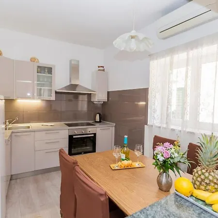 Appartement Roko In Center *